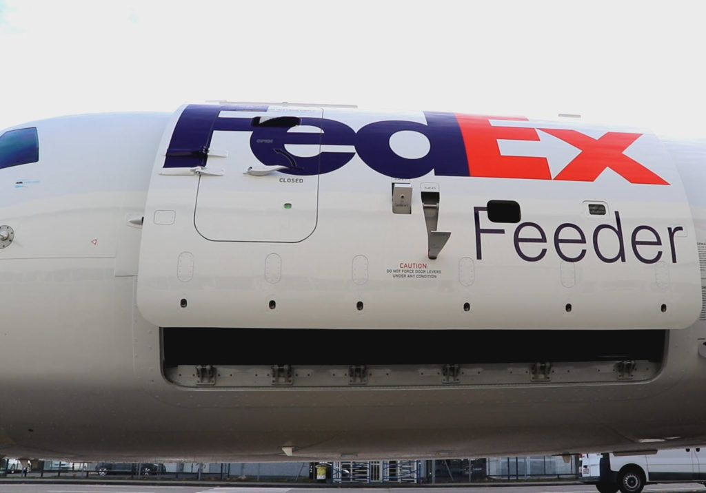 FedEX ATR 72-600F Cargo door