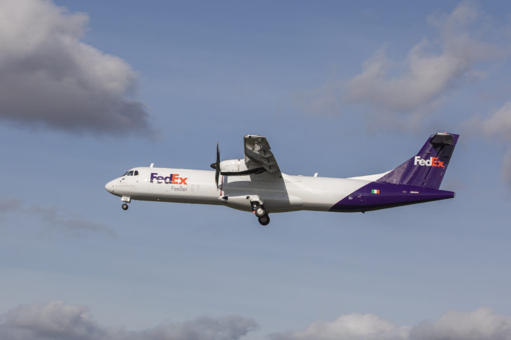 FedEX ATR 72-600F Freighter take-off