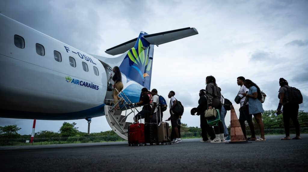 ATR Turboprop Aircraft - Air Caraibe
